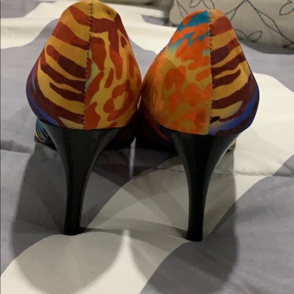 Nine West heels - Picture 2 of 3